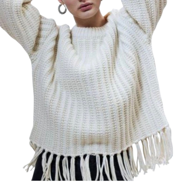 H&M Sweaters - H&M Women's Fringe Knit Boho Sweater Long Sleeve Crew Neck Cream Small